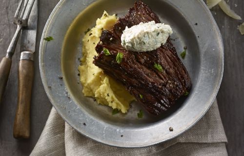 Skirt Steak with Liberté Quark Cheese, Shallots and Parmesan Cheese 