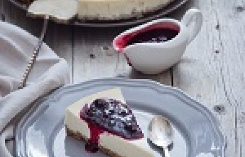 Cheese, goat milk and fresh blueberry pie 