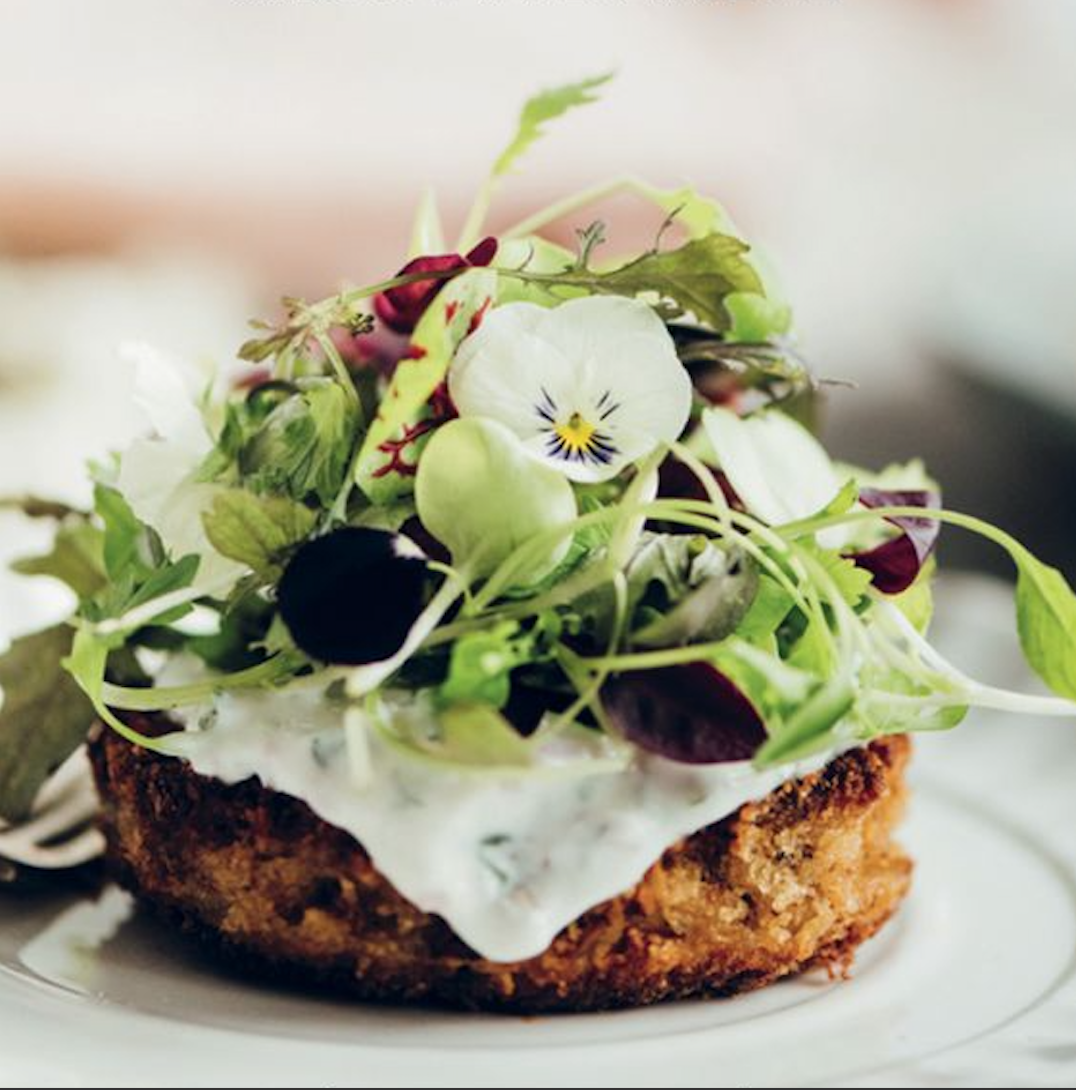 Crab Cakes À La Menthe, Sauce À L’Aneth