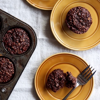 healthy-yogourt-and-chocolate-muffins-no-egg-flourless-and-lactose-free