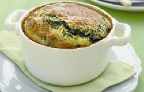 Spinach and 3 cheeses soufflé 